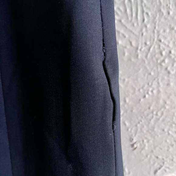 Theory Dark Navy Blue Wool Blend Pencil Skirt Women’s Size 2 *flawed - Picture 3 of 10
